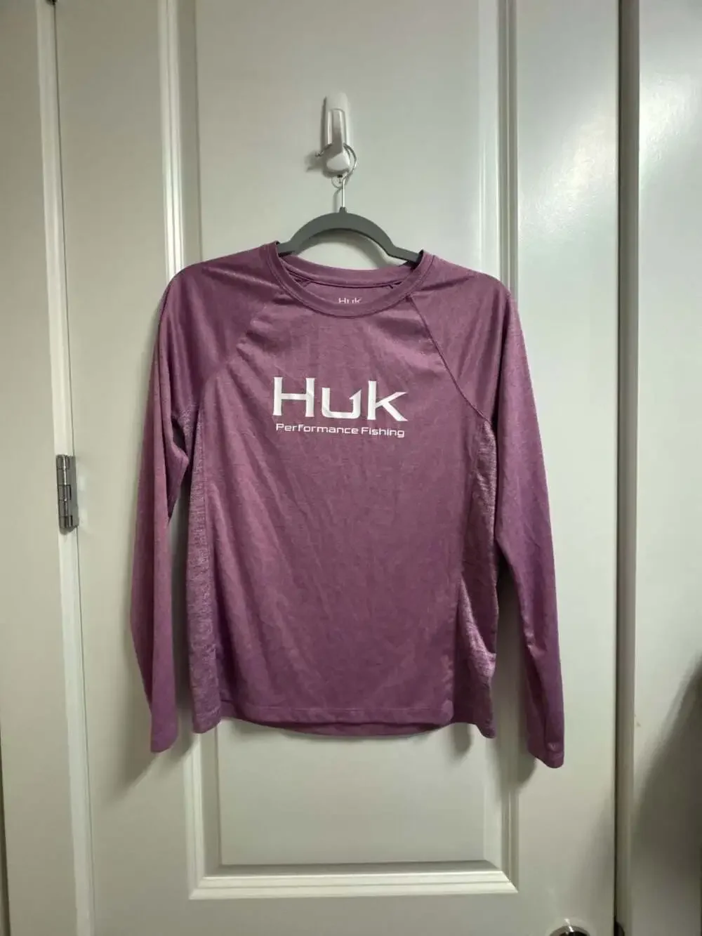 Huk womens Pursuit Performance Long Sleeve Fishing Shirt
